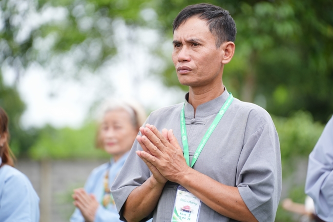 Nhóm Hiểu và Thương chùa Hoằng Pháp: Cúng dường Trường Hạ PL.2569 – DL.2025