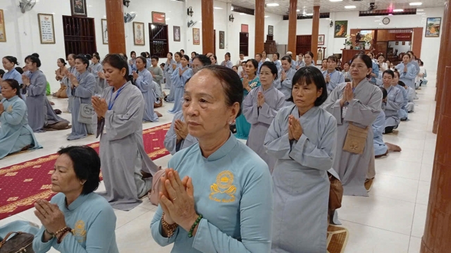 Offering rain-retreat Schools of the Charity Board, Buddha Calendar 2659 - Solar Calendar 2025