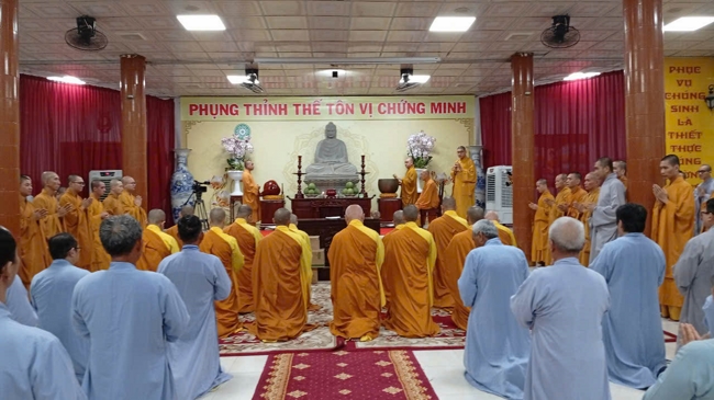 Offering rain-retreat Schools of the Charity Board, Buddha Calendar 2659 - Solar Calendar 2025