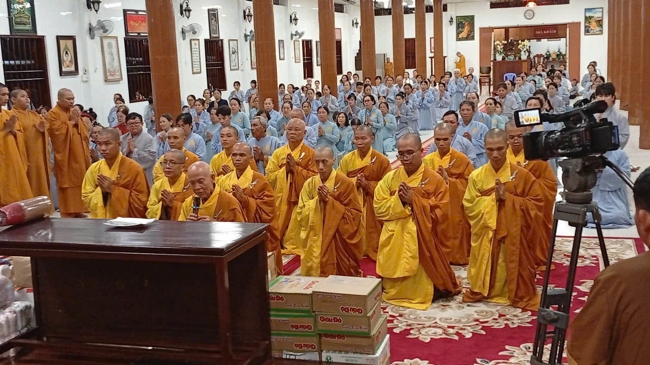 Offering rain-retreat Schools of the Charity Board, Buddha Calendar 2659 - Solar Calendar 2025