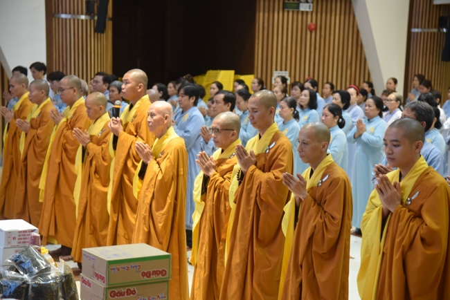 Offering rain-retreat Schools of the Charity Board, Buddha Calendar 2659 - Solar Calendar 2025