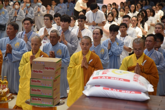 Offering rain-retreat Schools of the Charity Board, Buddha Calendar 2659 - Solar Calendar 2025