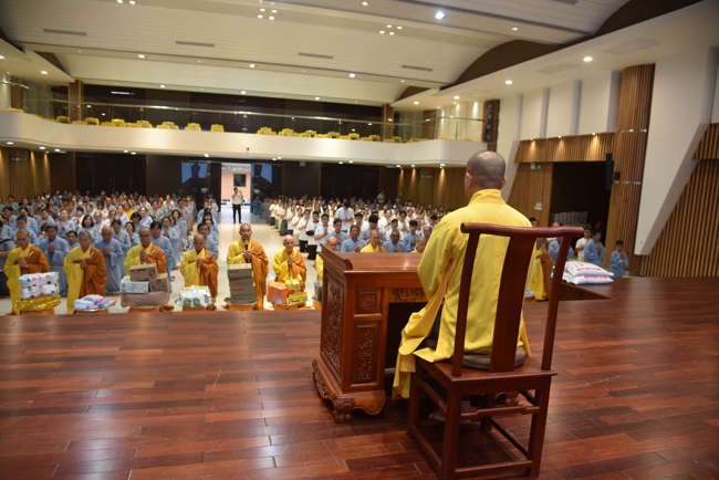 Offering rain-retreat Schools of the Charity Board, Buddha Calendar 2659 - Solar Calendar 2025