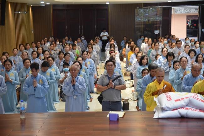 Offering rain-retreat Schools of the Charity Board, Buddha Calendar 2659 - Solar Calendar 2025