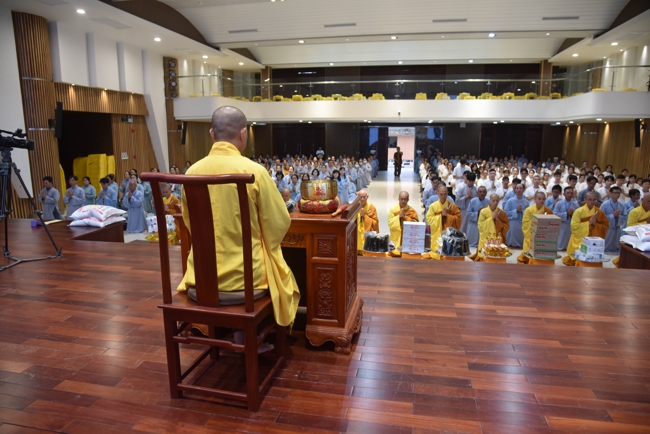 Offering rain-retreat Schools of the Charity Board, Buddha Calendar 2659 - Solar Calendar 2025