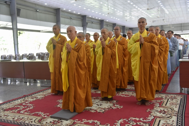 Offering rain-retreat Schools of the Charity Board, Buddha Calendar 2659 - Solar Calendar 2025