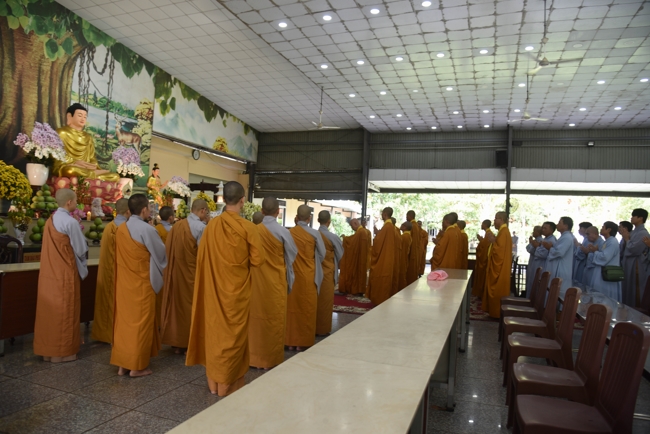 Offering rain-retreat Schools of the Charity Board, Buddha Calendar 2659 - Solar Calendar 2025