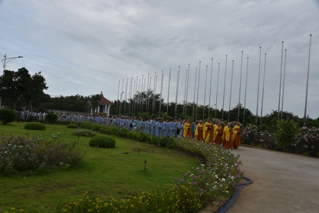 Offering rain-retreat Schools of the Charity Board, Buddha Calendar 2659 - Solar Calendar 2025