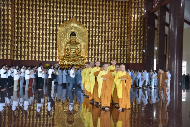 Offering rain-retreat Schools of the Charity Board, Buddha Calendar 2659 - Solar Calendar 2025