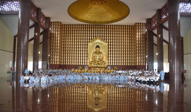 Offering rain-retreat Schools of the Charity Board, Buddha Calendar 2659 - Solar Calendar 2025