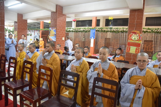 Offering rain-retreat Schools of the Charity Board, Buddha Calendar 2659 - Solar Calendar 2025
