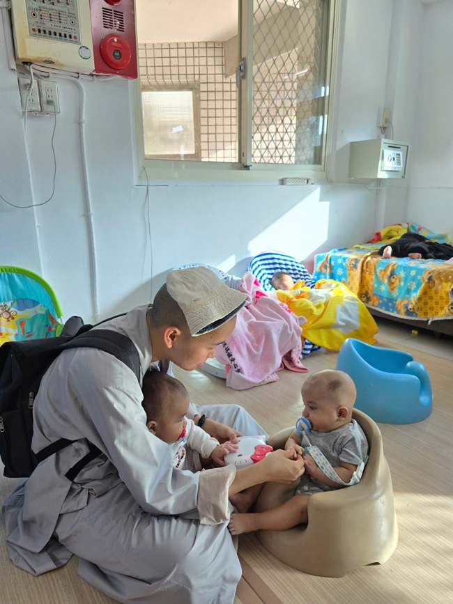 Dharma assembly for worshiping Bodhisattva Avalokitesvara – One-Day Practice at Linh An Pagoda in Taiwan