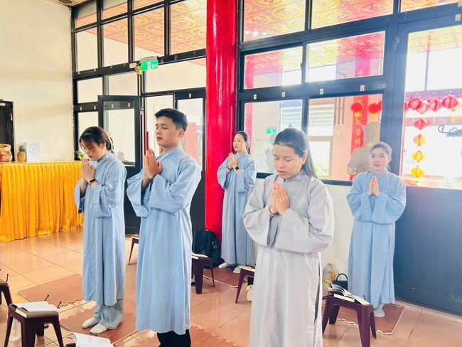 Dharma assembly for worshiping Bodhisattva Avalokitesvara – One-Day Practice at Linh An Pagoda in Taiwan