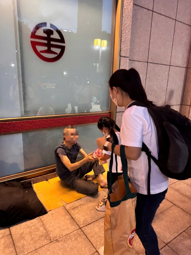 Dharma assembly for worshiping Bodhisattva Avalokitesvara – One-Day Practice at Linh An Pagoda in Taiwan