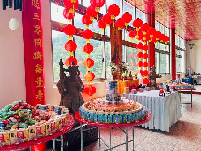 Dharma assembly for worshiping Bodhisattva Avalokitesvara – One-Day Practice at Linh An Pagoda in Taiwan