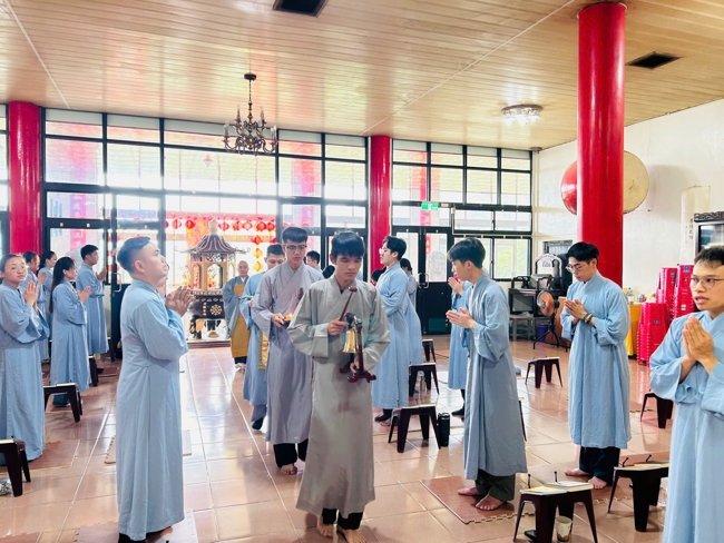 Dharma assembly for worshiping Bodhisattva Avalokitesvara – One-Day Practice at Linh An Pagoda in Taiwan