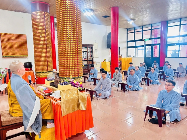 Dharma assembly for worshiping Bodhisattva Avalokitesvara – One-Day Practice at Linh An Pagoda in Taiwan