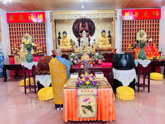 Dharma assembly for worshiping Bodhisattva Avalokitesvara – One-Day Practice at Linh An Pagoda in Taiwan
