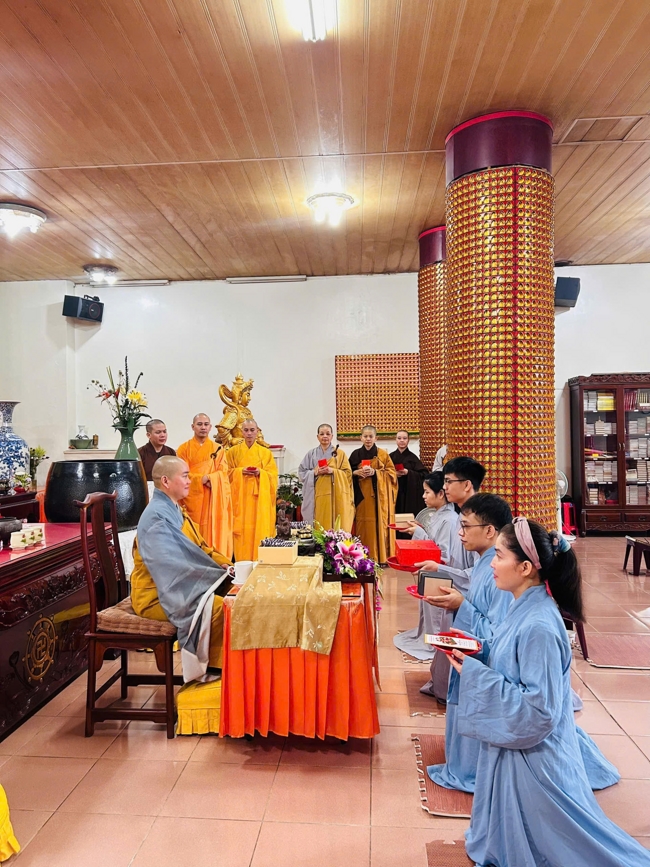 Dharma assembly for worshiping Bodhisattva Avalokitesvara – One-Day Practice at Linh An Pagoda in Taiwan