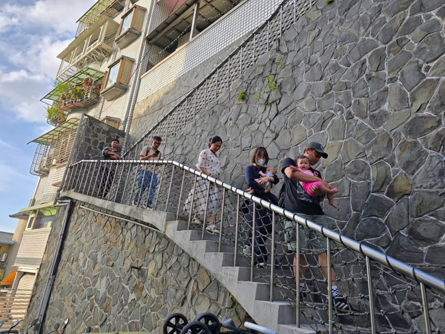 Dharma assembly for worshiping Bodhisattva Avalokitesvara – One-Day Practice at Linh An Pagoda in Taiwan