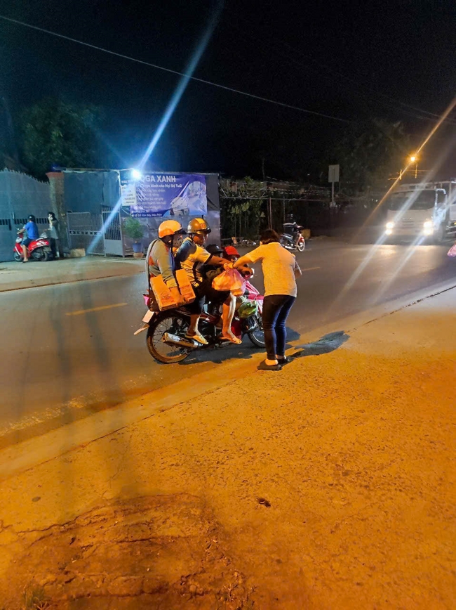 Giving box-lunch portions on occasion the Summer Retreat 2025