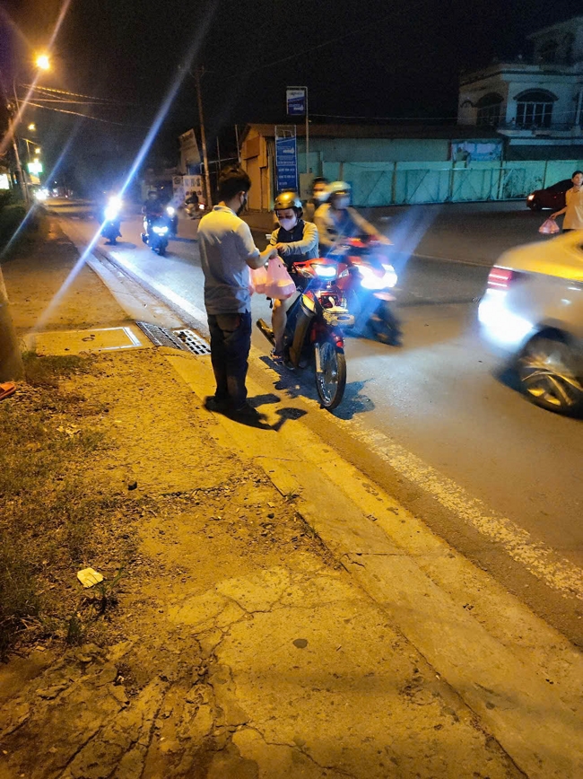 Giving box-lunch portions on occasion the Summer Retreat 2025