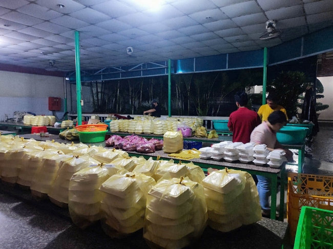 Giving box-lunch portions on occasion the Summer Retreat 2025