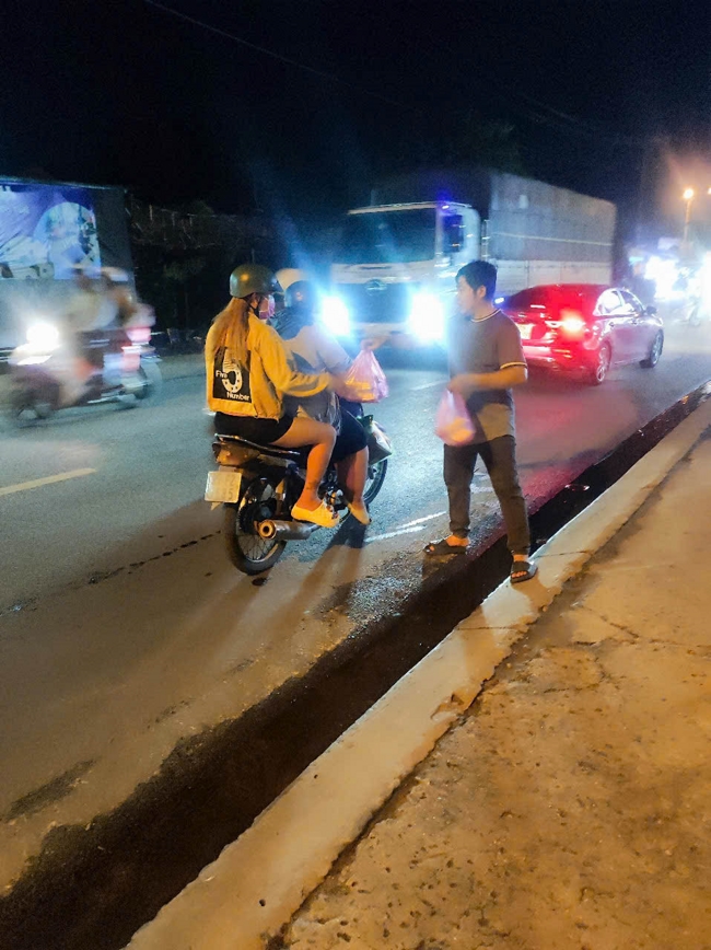 Giving box-lunch portions on occasion the Summer Retreat 2025