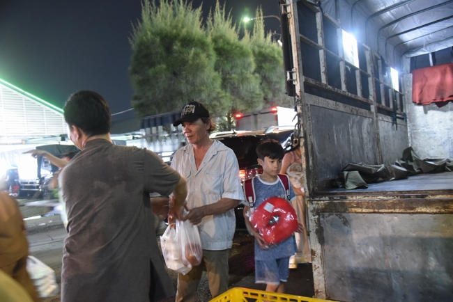 Giving box-lunch portions on occasion the Summer Retreat 2025