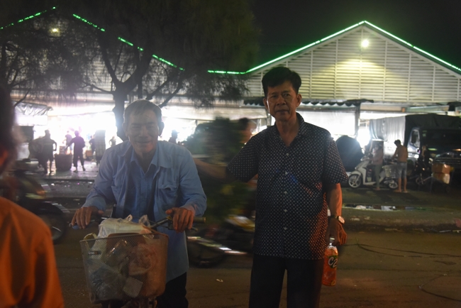 Giving box-lunch portions on occasion the Summer Retreat 2025