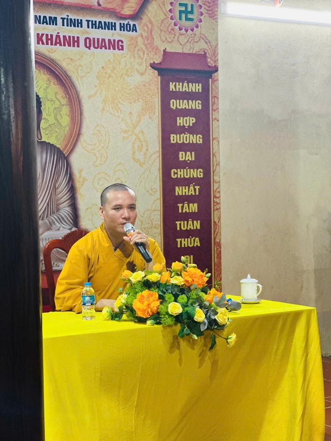 Offering to the rain-retreat schools in Thanh Hoa and Hoang Phap pagoda of Dong Cao Pagoda