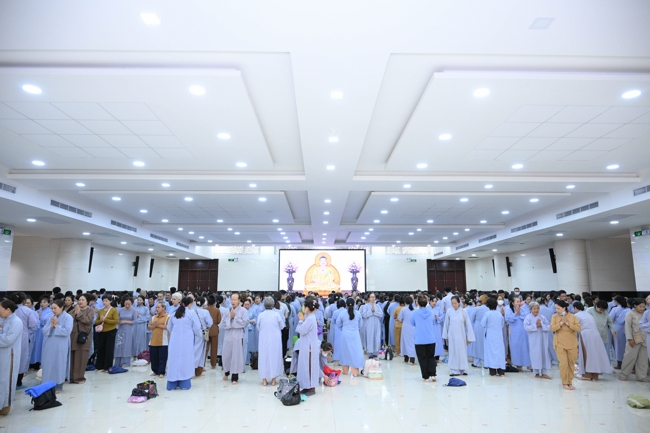 Khóa tu niệm Phật một ngày