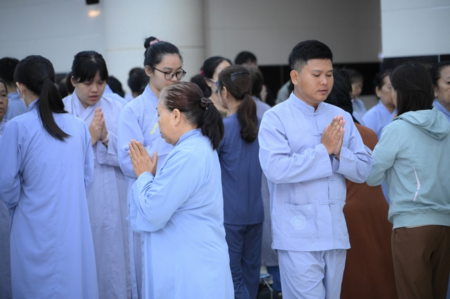 Khóa tu niệm Phật một ngày