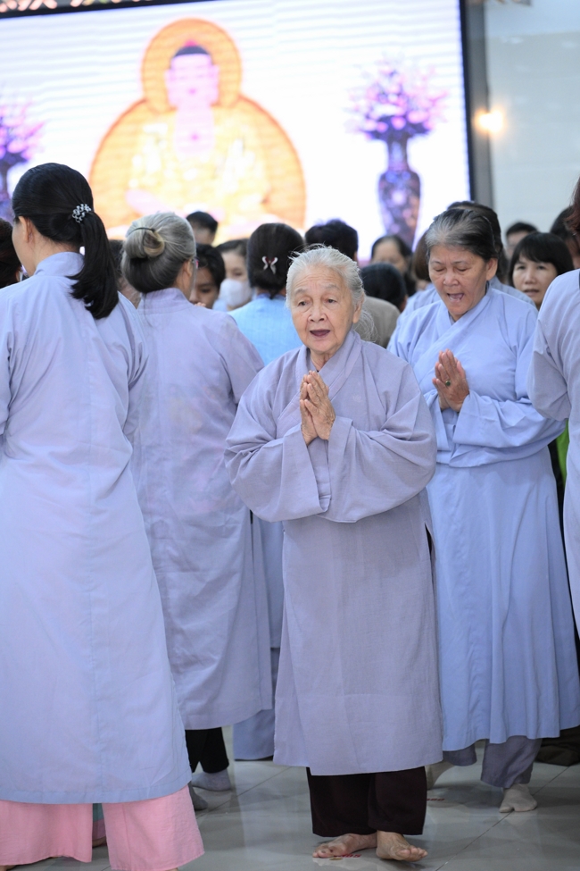 Khóa tu niệm Phật một ngày