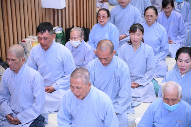 Khóa tu niệm Phật một ngày