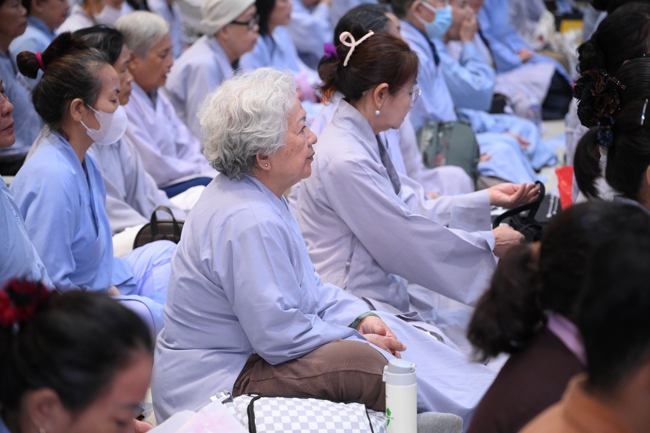 Khóa tu niệm Phật một ngày