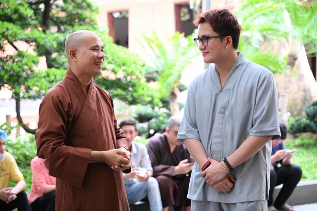 Khóa tu niệm Phật một ngày