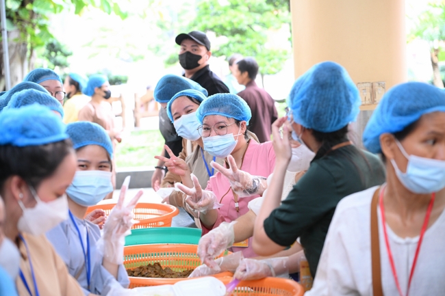 Khóa tu niệm Phật một ngày