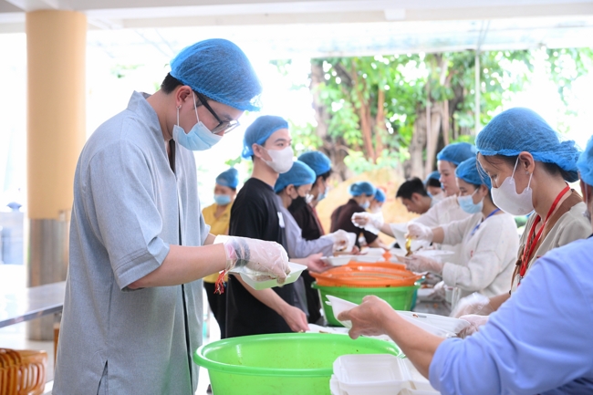 Khóa tu niệm Phật một ngày