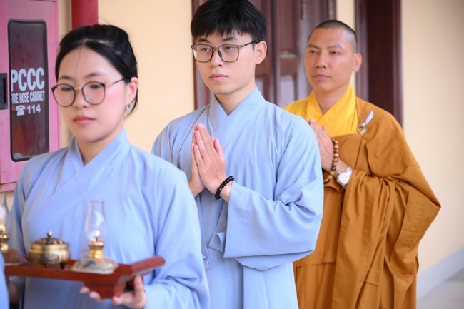 Khóa tu niệm Phật một ngày