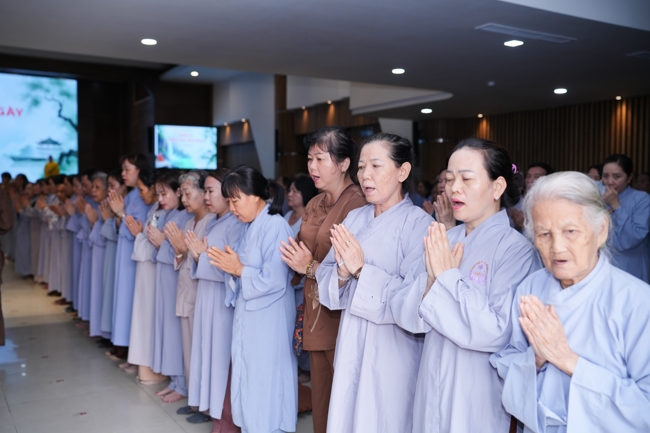 Khóa tu niệm Phật một ngày