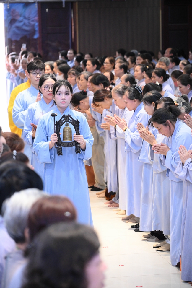 Khóa tu niệm Phật một ngày