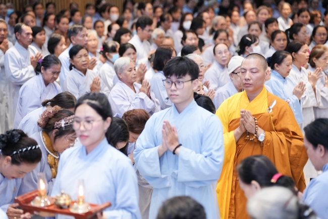 Khóa tu niệm Phật một ngày