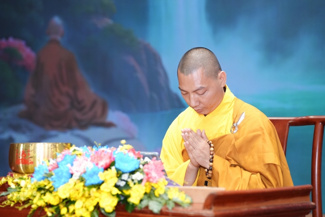 Khóa tu niệm Phật một ngày