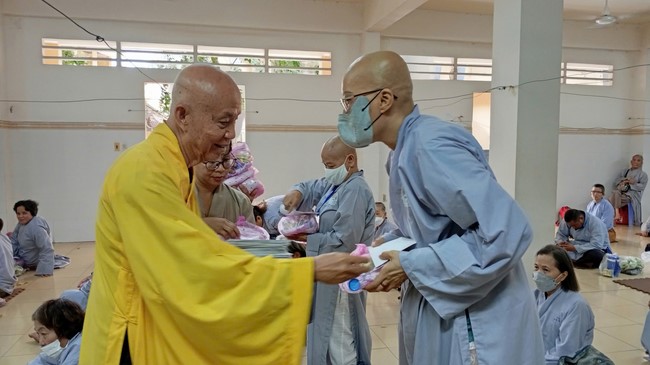 Charity Board: Supporting cancer patients to attend One-Day Practice