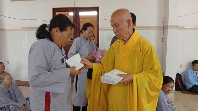 Charity Board: Supporting cancer patients to attend One-Day Practice