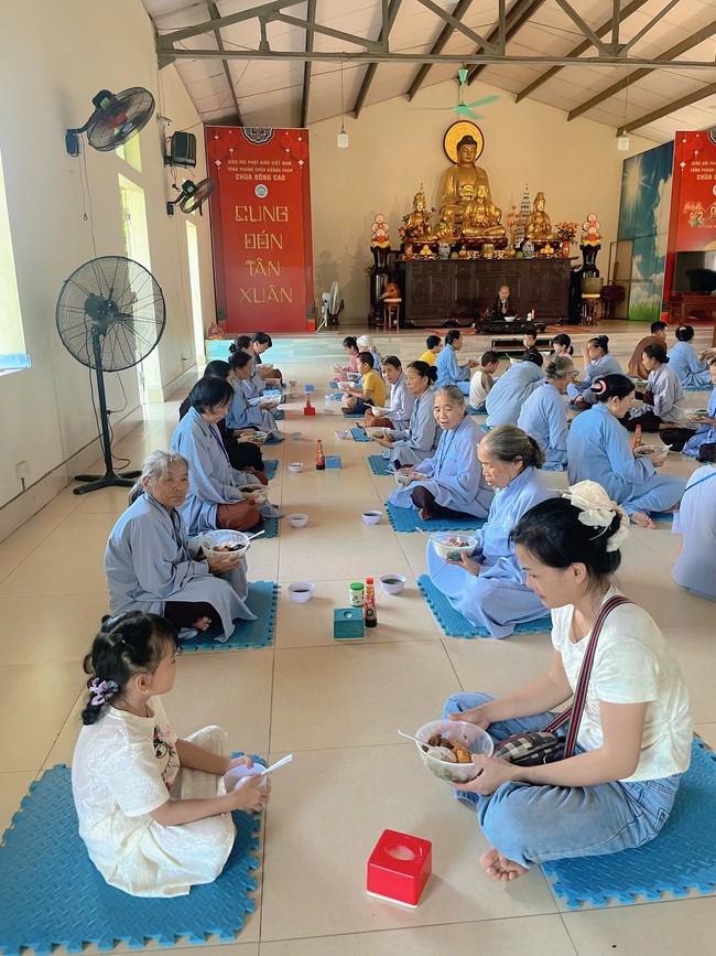 Chùa Đống Cao – Thanh Hoá: Khoá tu niệm Phật một ngày