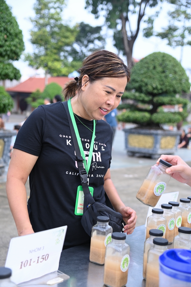 Chương trình cộng đồng “Thanh lọc thân tâm - Hướng dẫn phương pháp sống khỏe thuận tự nhiên