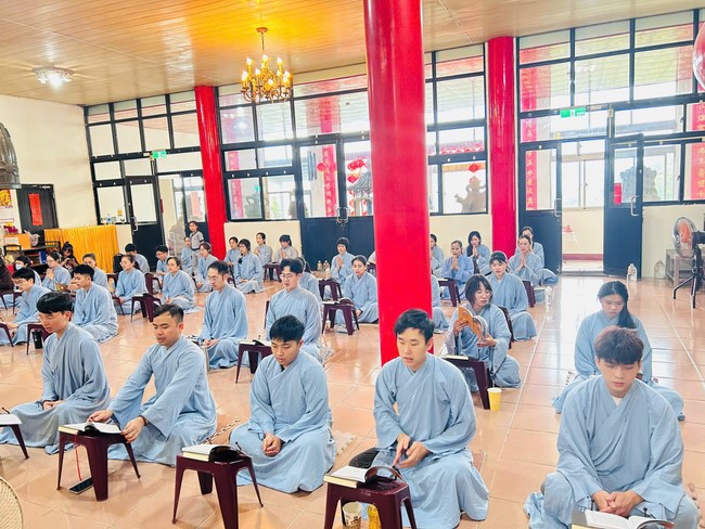 Chùa Linh Ẩn – Đài Loan: Khóa tu một ngày - Pháp Hội Đại Bi