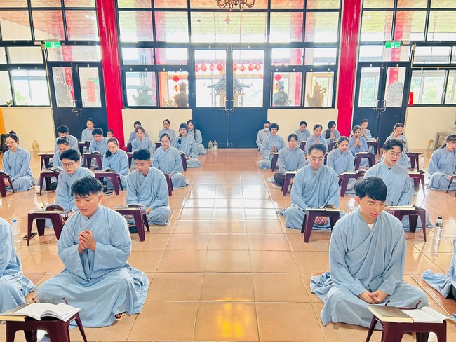 Chùa Linh Ẩn – Đài Loan: Khóa tu một ngày - Pháp Hội Đại Bi